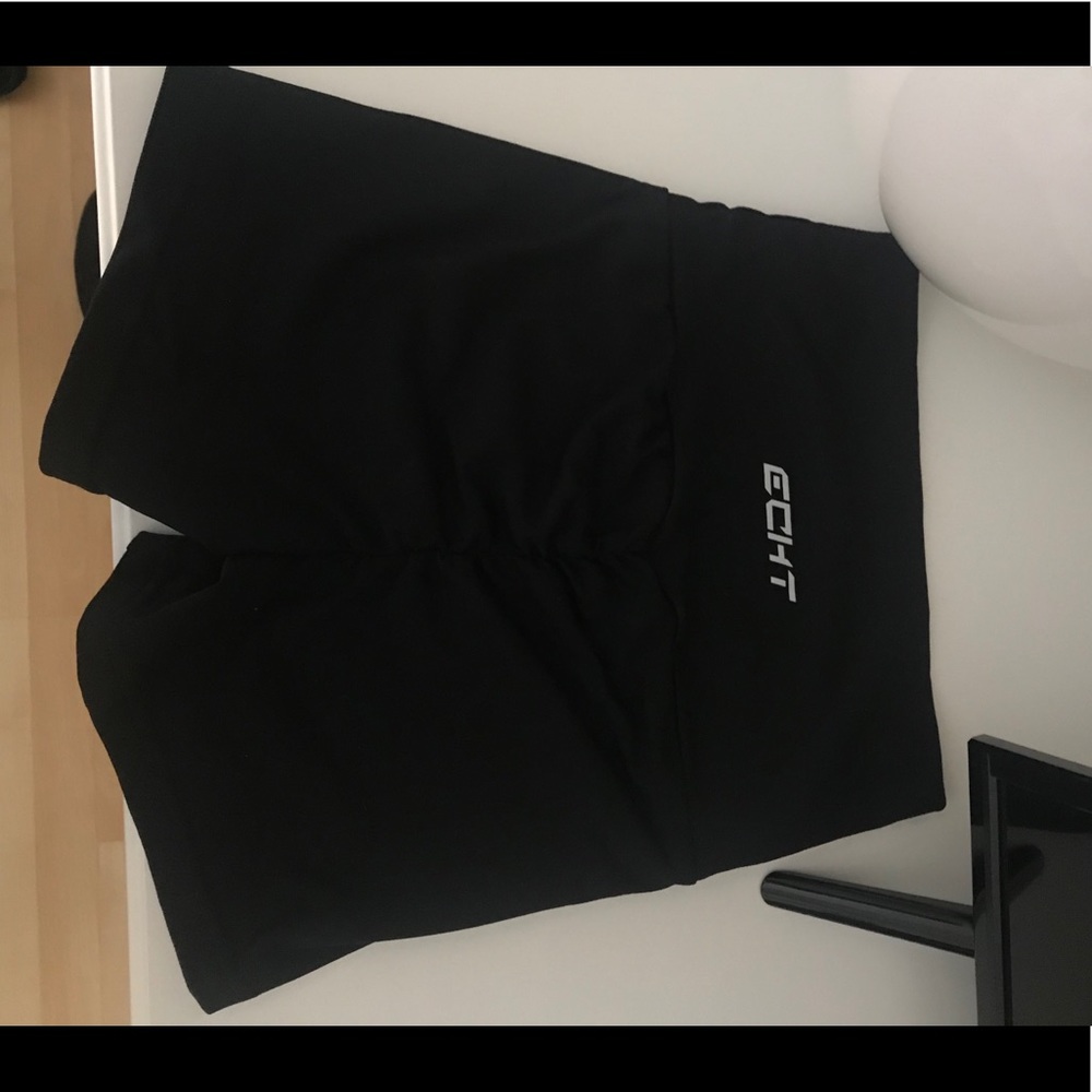 Echt black scrunch butt shorts
